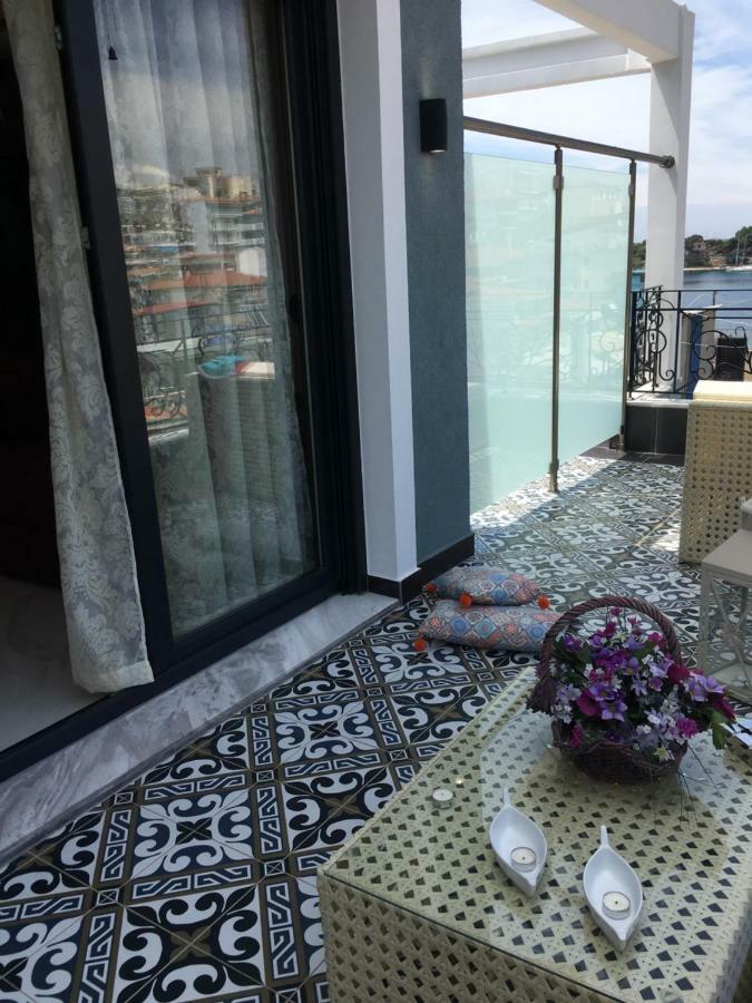 Pela Veranda Exquisite Suites نيوس مارماراس المظهر الخارجي الصورة