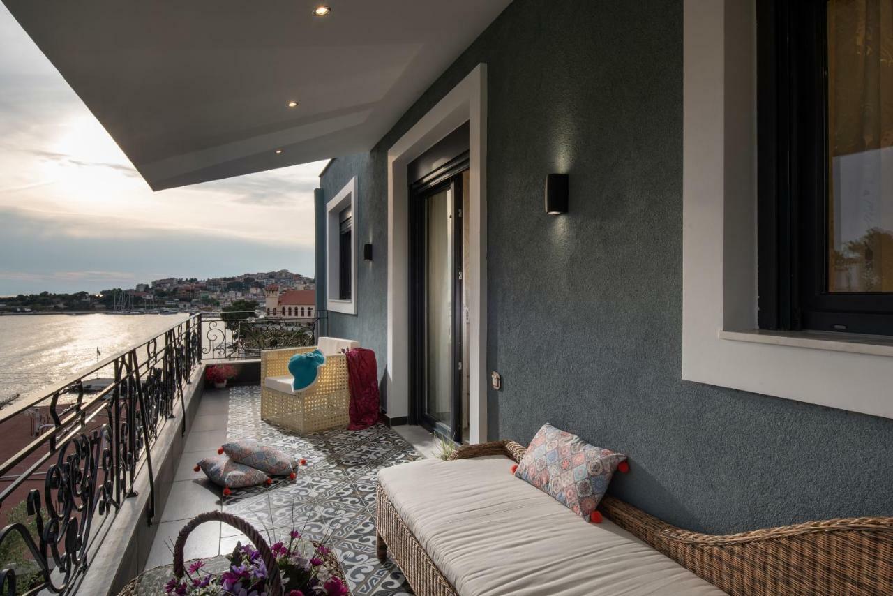 Pela Veranda Exquisite Suites نيوس مارماراس المظهر الخارجي الصورة
