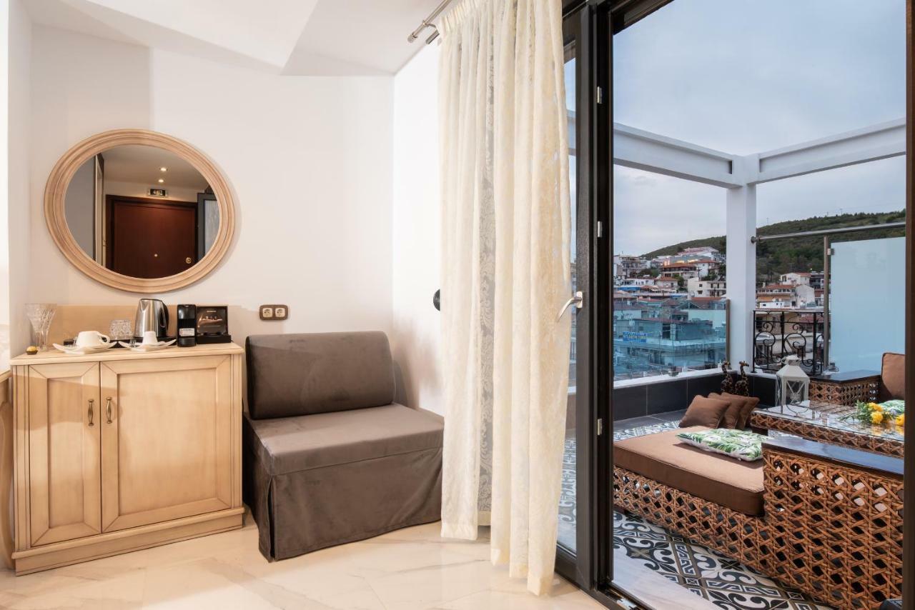 Pela Veranda Exquisite Suites نيوس مارماراس المظهر الخارجي الصورة